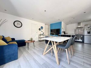 Manon Pous Dr House Immo