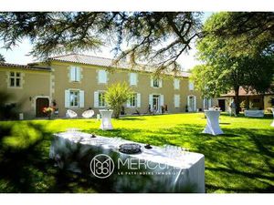 Chartreuse - Piscine - Tennis - 4 Hectares