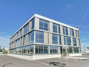 Location Local Professionnel 295m²