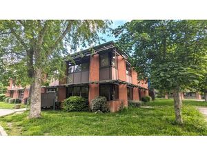 Location Local Professionnel 1 050m²