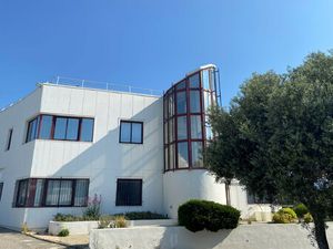 Location Local Professionnel 757m²