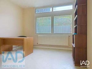 Location Bureaux et commerces à Gien (45500) : à louer / 15m² Gien