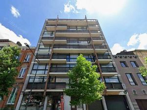 Immeuble mixte à vendre avec garage et 7 chambres   Charleroi (VBD62424)