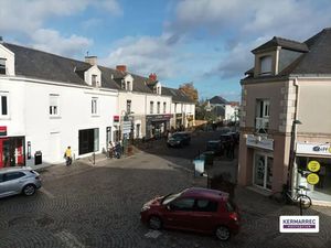 A LOUER - ENVIRON 94 M² CARQUEFOU CENTRE