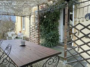 Vente Maison de village 96 m² à Thizy-les-Bourgs 120 000 €