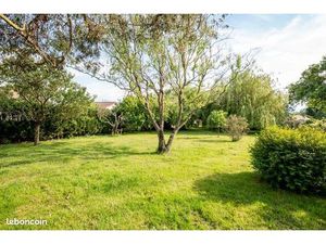 Terrain 585 m² libre de constructeur