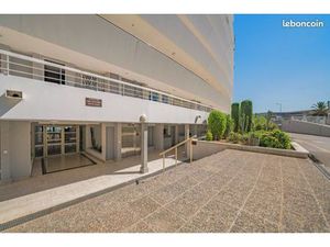 Local stockage 4 box 25m2 Marina baie des Anges