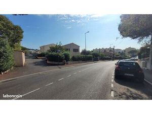 Place de parking extérieure Résidence Fermée Le Tivoli des Fleurs Cannes la Bocca Idéal in