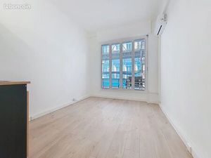 Studio 1 pièce 19 m²