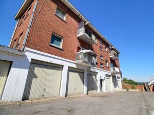 Immeuble mixte à vendre avec garage et terrasse   Gilly (VBD62596)