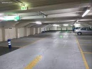 Vends place de parking Indigo Galeries Lafayette Paris 9ème - 12m² - 18 000