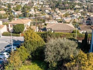 Terrain centre village