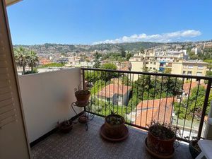 Appartement 4 pièces avec cave