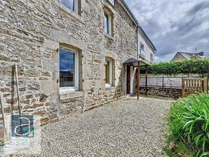 Jolie maison en pierre à la porte de Dinan