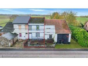 Maison à rénover 3 chambres