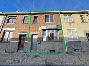 Maison à rafraîchir  2 ch  88 m²  terrasse  jardin  PEB E.