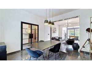 Confortable et coquette maison 3 façades