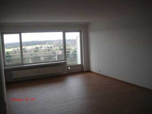 Appartement 2 chambres avec garage.