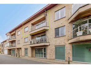 Ruim appartement met 2 slaapkamers en garage in Roeselare...