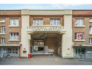 Entrepôt 100 m² à Herstal  idéal stockage ou atelier