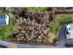 Terrain à bâtir de 973 m²