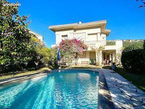 Maison 6 pièces 144 m²