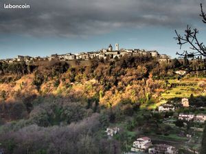 Maison de charme au cœur de la nature – grands volumes  vue imprenable et confort écologiq