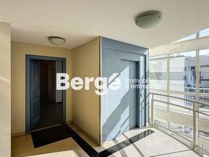 Bureaux 72 m² Mougins