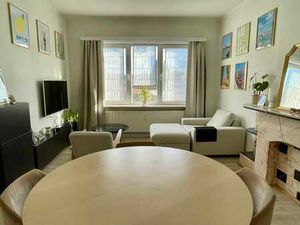 Bel appartement lumineux rénové 1 chambre (61 m²)