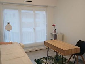 Bureau / pièce a louer