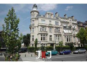 Etangs d'Ixelles - Superbe appartement trois chambres