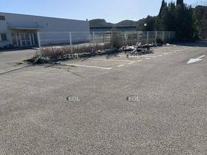 Local d'activités à louer