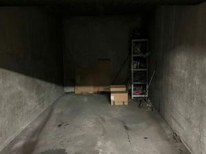 Location parking / box