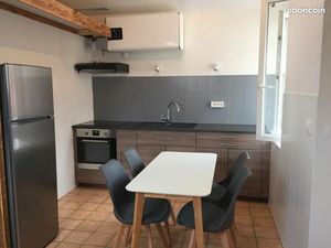 Location appartement T2 meublé 42m2(28m2 carrez) Centre ville Voiron