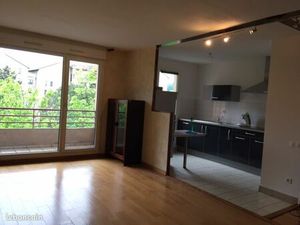 Appartement 49 m2 - Cuisine équipée - Parking privatif