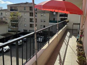 CABINET J ET M PLAISANT