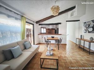 Maison de village 4 pièces à louer à 30 minutes de Nice et 45 de Monaco  Bus  Train  Ecole