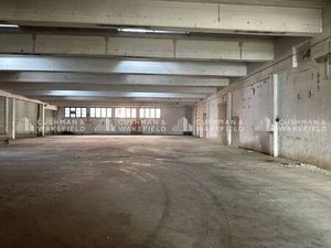 Local d'activités à vendre