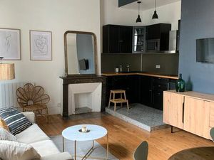 Location – Charmant T2 meublé au cœur des Chartrons  rue Notre-Dame