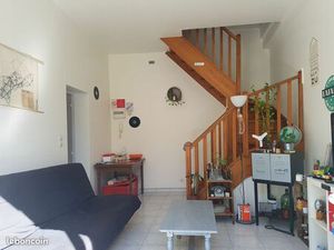 T2 en duplex – Centre-Ville avec parking privé et portail électrique