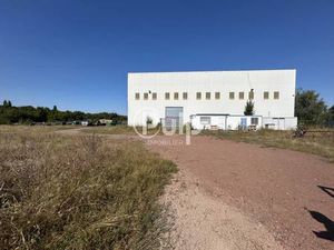 Local d'activités à louer