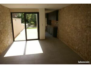 Maison dans grange rénovée