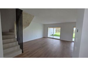 Maison Saint Etienne du Bois 5 pièces 117 m² - 4 chambres et terrain.