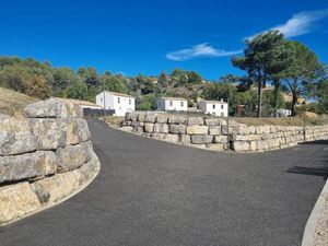 Terrain constructible viabilisé à vendre