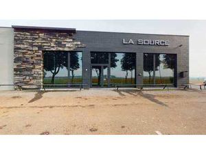 SURFACE COMMERCIALE D'ENVIRON 185 M²