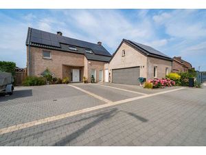 Villa à vendre avec garage et terrasse   Villers-la-Ville (VBD63582)