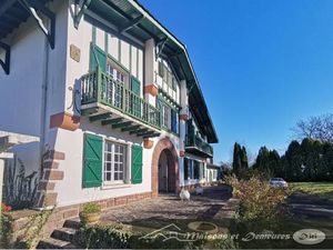 LES MAISONS DE CHRISTOPHE