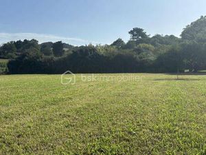 Terrain constructible viabilisé à vendre