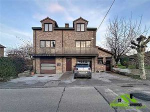 Charmant Duplex à Wanfercée Baulet