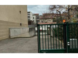 Stationnement Lyon 3 m² T- à vendre  12 000 €